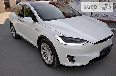 Позашляховик / Кросовер Tesla Model X 2016 в Кам'янець-Подільському