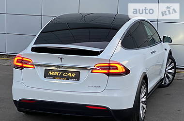 Внедорожник / Кроссовер Tesla Model X 2020 в Киеве