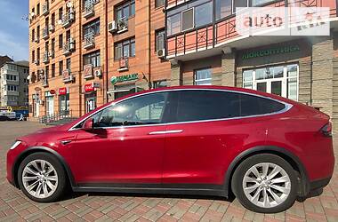 Внедорожник / Кроссовер Tesla Model X 2017 в Киеве