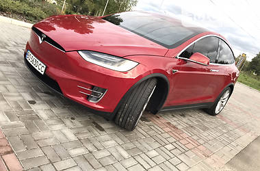 Внедорожник / Кроссовер Tesla Model X 2016 в Киеве