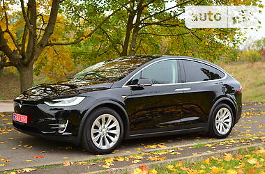 Внедорожник / Кроссовер Tesla Model X 2018 в 