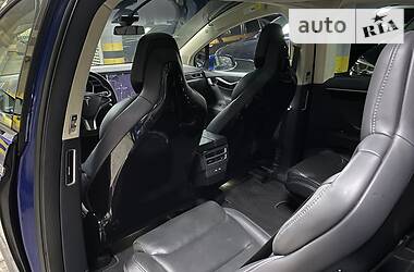 Внедорожник / Кроссовер Tesla Model X 2016 в Киеве