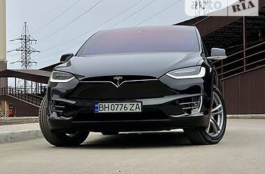 Позашляховик / Кросовер Tesla Model X 2016 в Одесі