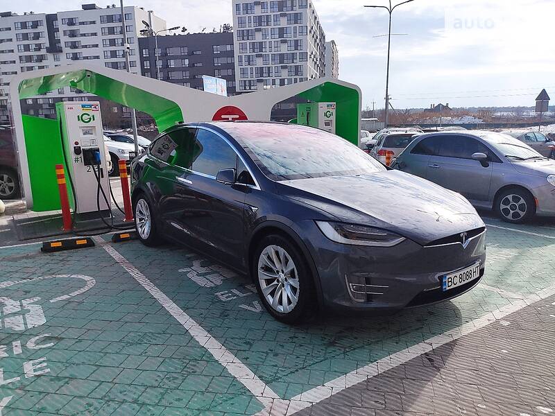 Позашляховик / Кросовер Tesla Model X 2017 в Львові фото 2 Позашляховик / Кросовер Tesla Model X 2017 в Львові