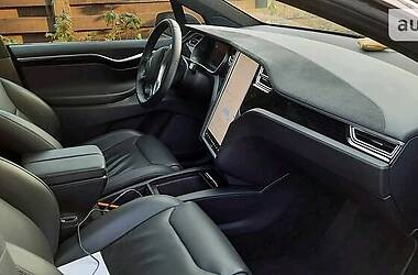 Универсал Tesla Model X 2016 в Киеве