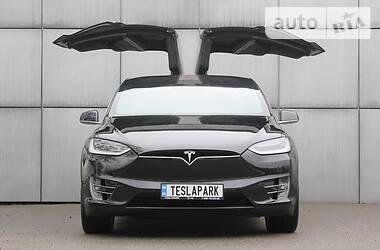 Позашляховик / Кросовер Tesla Model X 2016 в Києві