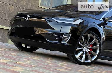 Позашляховик / Кросовер Tesla Model X 2016 в Одесі