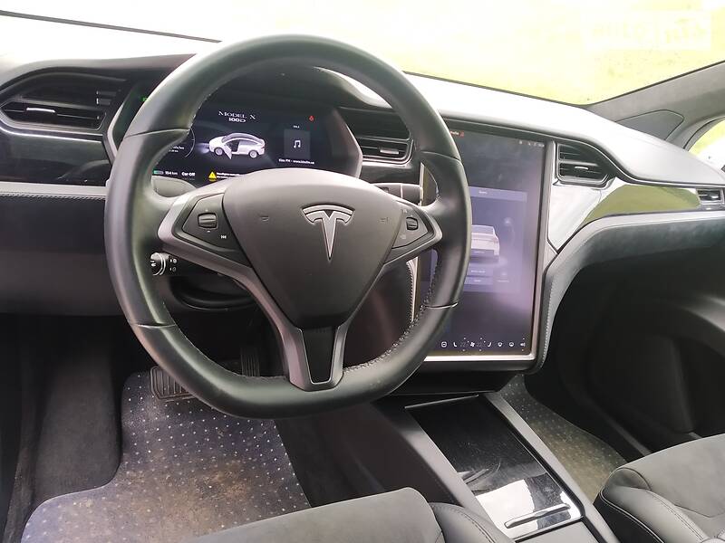 Внедорожник / Кроссовер Tesla Model X 2018 в Киеве