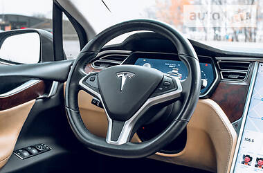 Універсал Tesla Model X 2016 в Києві