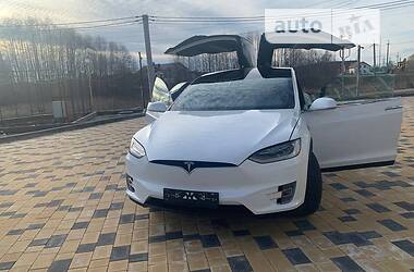 Внедорожник / Кроссовер Tesla Model X 2019 в Киеве