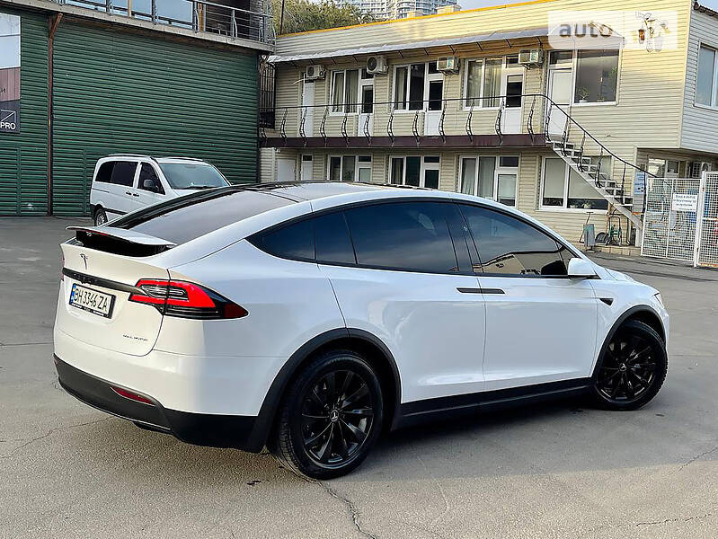 Внедорожник / Кроссовер Tesla Model X 2020 в Виннице