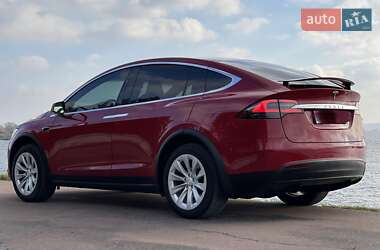 Внедорожник / Кроссовер Tesla Model X 2019 в Киеве