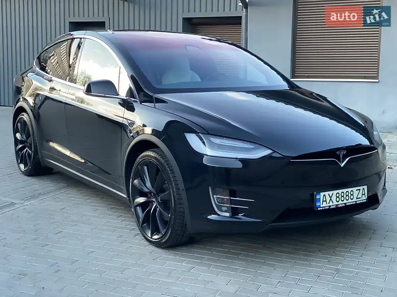 Внедорожник / Кроссовер Tesla Model X 2018 в 