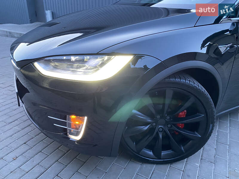 Внедорожник / Кроссовер Tesla Model X 2018 в Харькове