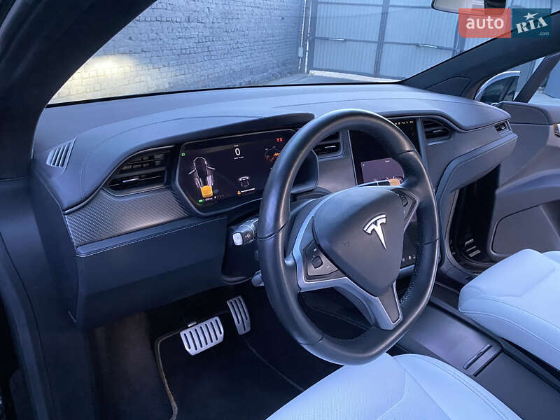 Внедорожник / Кроссовер Tesla Model X 2018 в Харькове