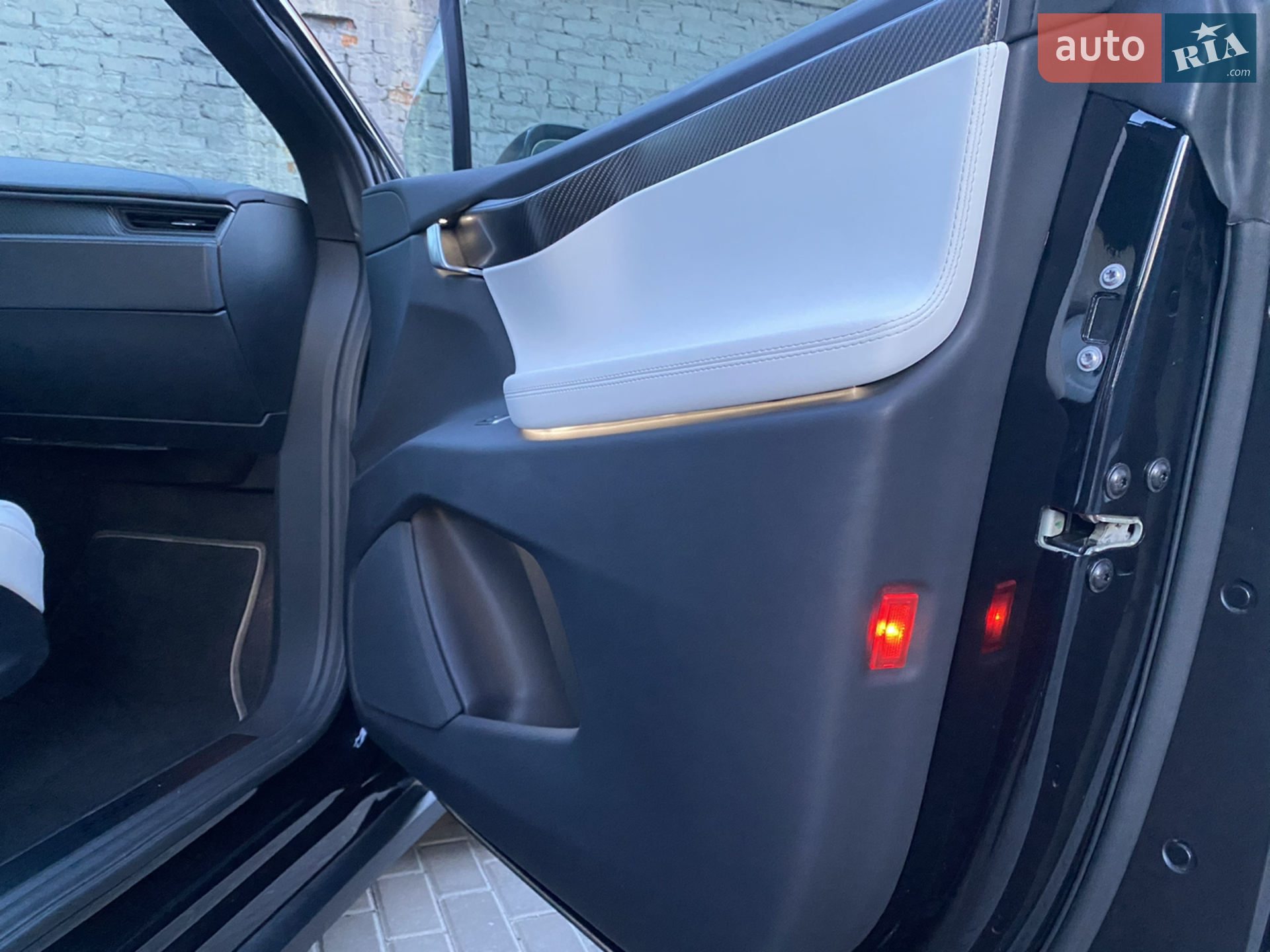 2018 Tesla Model X - мініатюра 35