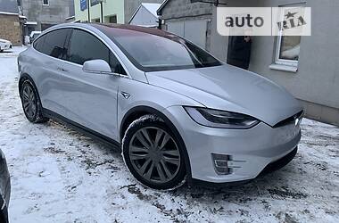 Позашляховик / Кросовер Tesla Model X 2017 в Києві