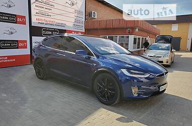 Позашляховик / Кросовер Tesla Model X 2018 в Сумах