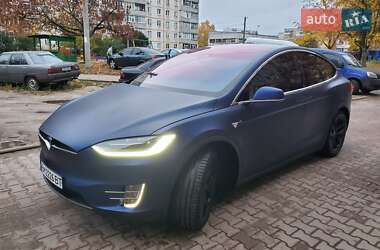 Внедорожник / Кроссовер Tesla Model X 2018 в Сумах