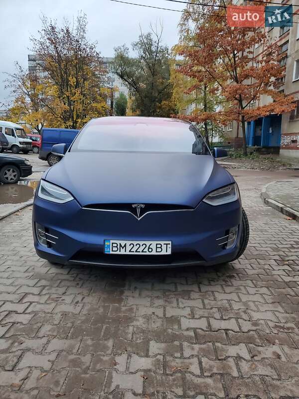 Внедорожник / Кроссовер Tesla Model X 2018 в Сумах