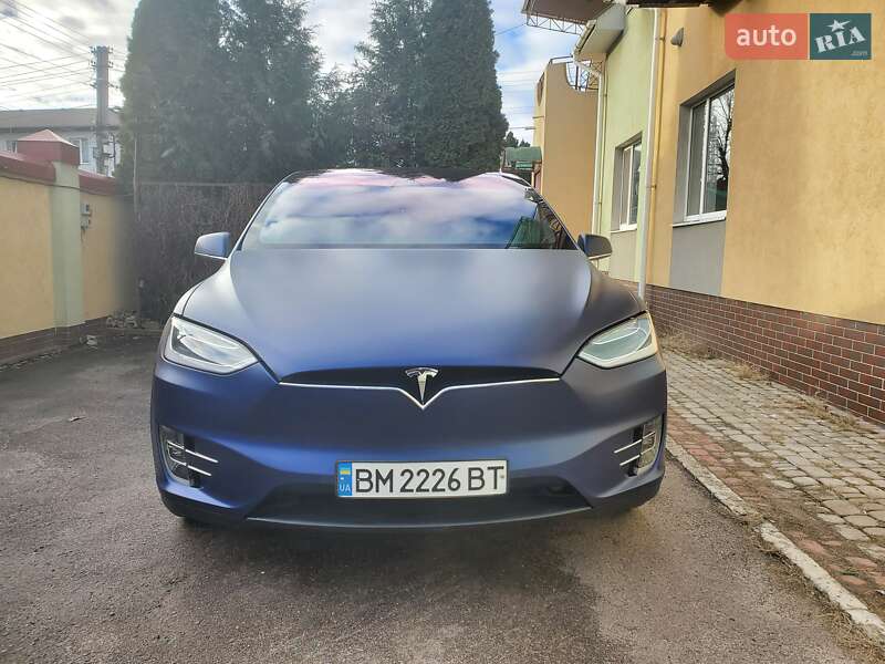 Внедорожник / Кроссовер Tesla Model X 2018 в Сумах