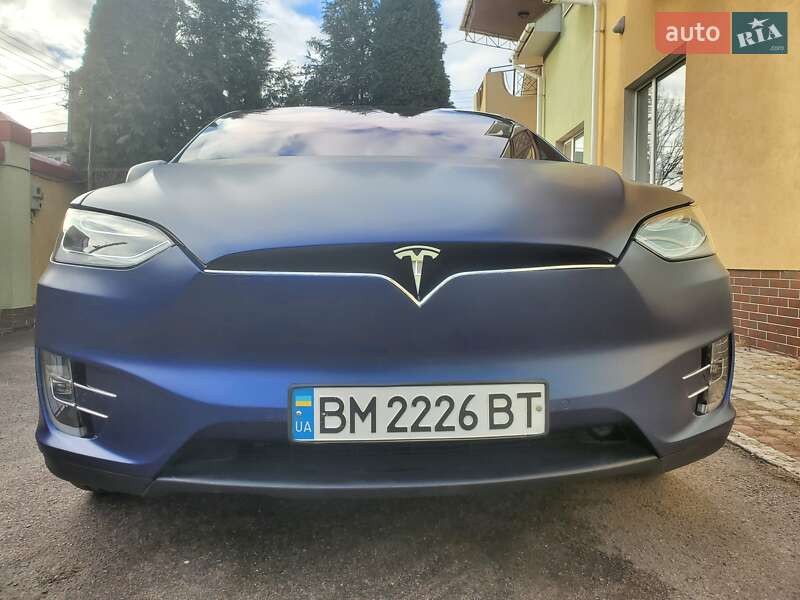 Позашляховик / Кросовер Tesla Model X 2018 в Сумах