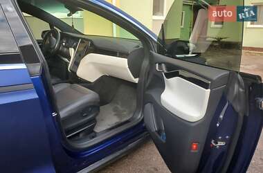 Внедорожник / Кроссовер Tesla Model X 2018 в Сумах