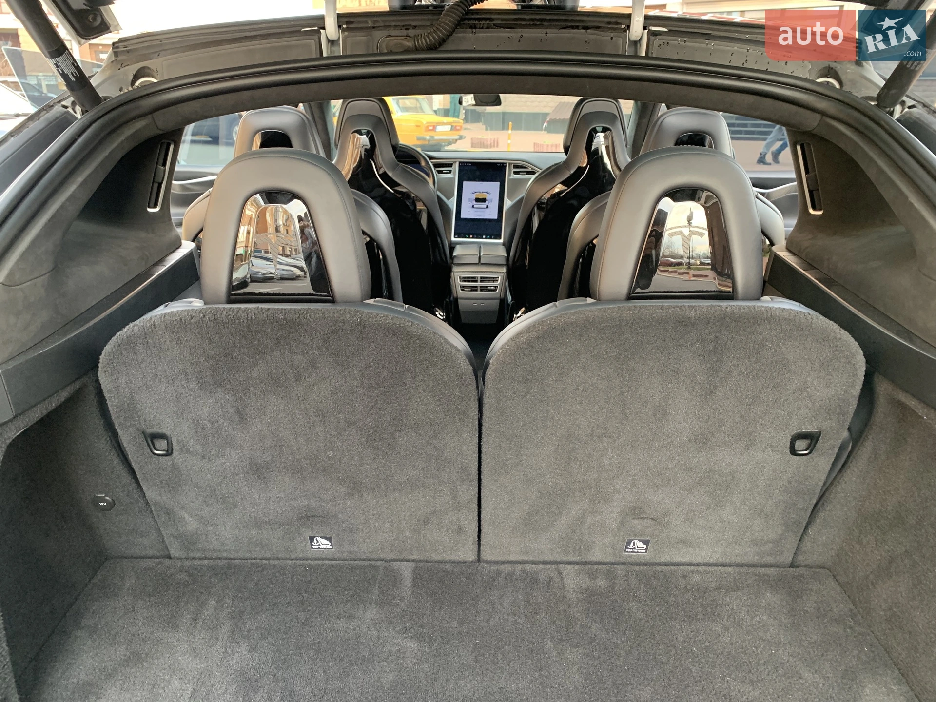 2016 Tesla Model X - мініатюра 16