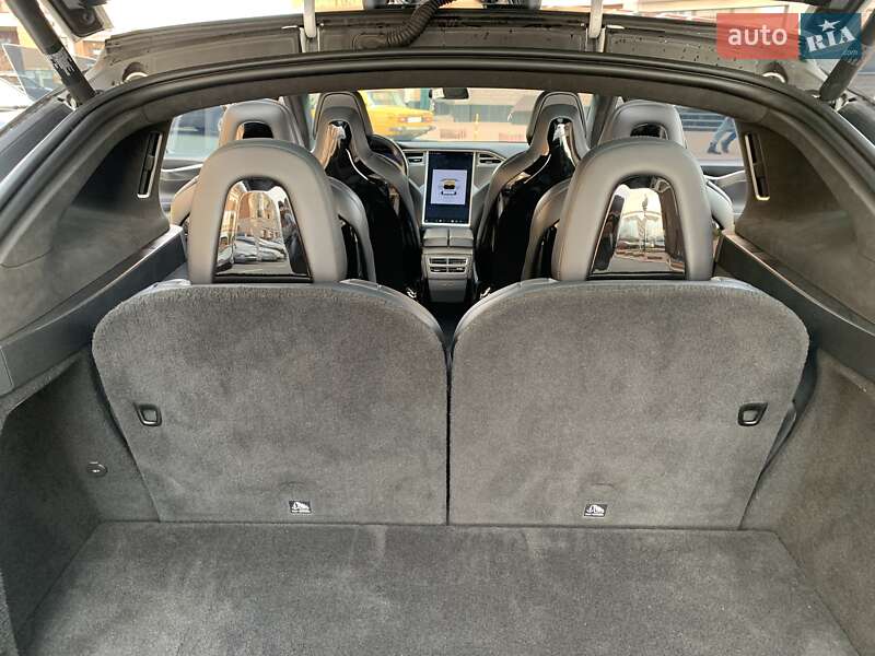 Внедорожник / Кроссовер Tesla Model X 2016 в Киеве фото 16 Внедорожник / Кроссовер Tesla Model X 2016 в Киеве