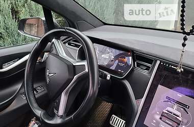Внедорожник / Кроссовер Tesla Model X 2016 в 