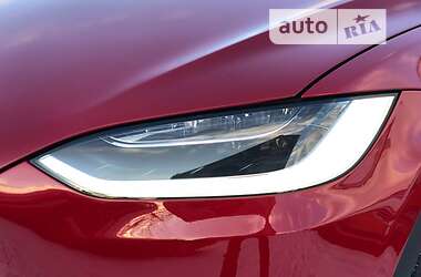 Внедорожник / Кроссовер Tesla Model X 2018 в 