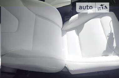 Внедорожник / Кроссовер Tesla Model X 2019 в 