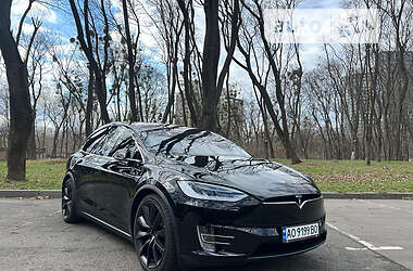 Внедорожник / Кроссовер Tesla Model X 2019 в 