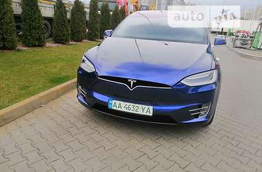 Позашляховик / Кросовер Tesla Model X 2017 в Києві