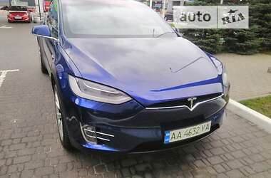 Позашляховик / Кросовер Tesla Model X 2017 в Києві