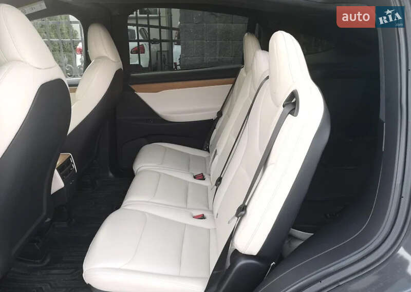 Внедорожник / Кроссовер Tesla Model X 2020 в Львове фото 2 Внедорожник / Кроссовер Tesla Model X 2020 в Львове