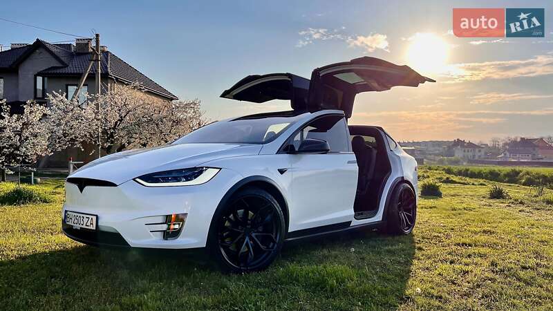 Внедорожник / Кроссовер Tesla Model X 2018 в Одессе фото Внедорожник / Кроссовер Tesla Model X 2018 в Одессе