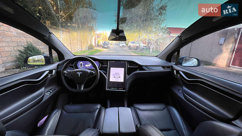Внедорожник / Кроссовер Tesla Model X 2018 в Одессе фото 4 Внедорожник / Кроссовер Tesla Model X 2018 в Одессе