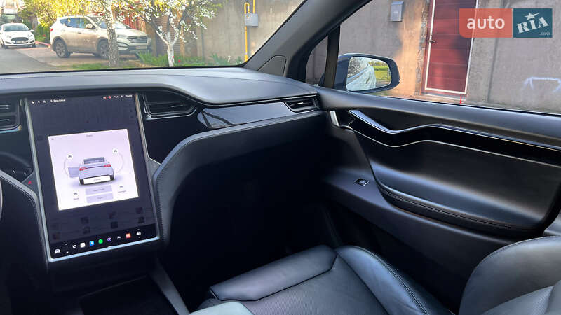 Внедорожник / Кроссовер Tesla Model X 2018 в Одессе фото 6 Внедорожник / Кроссовер Tesla Model X 2018 в Одессе