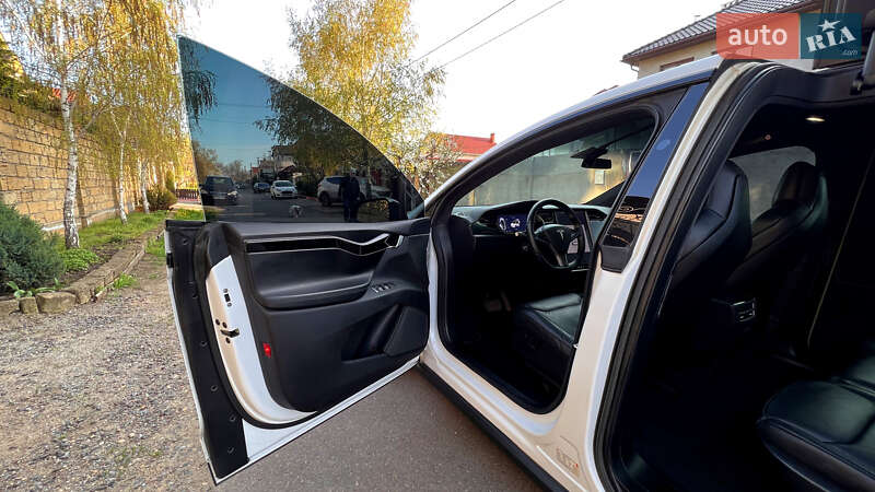 Внедорожник / Кроссовер Tesla Model X 2018 в Одессе фото 7 Внедорожник / Кроссовер Tesla Model X 2018 в Одессе