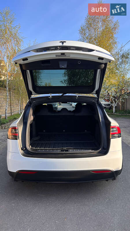 Внедорожник / Кроссовер Tesla Model X 2018 в Одессе фото 10 Внедорожник / Кроссовер Tesla Model X 2018 в Одессе