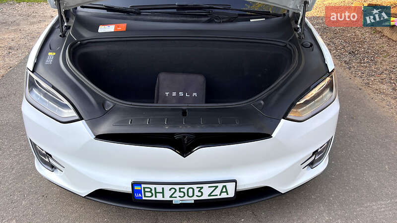 Позашляховик / Кросовер Tesla Model X 2018 в Одесі