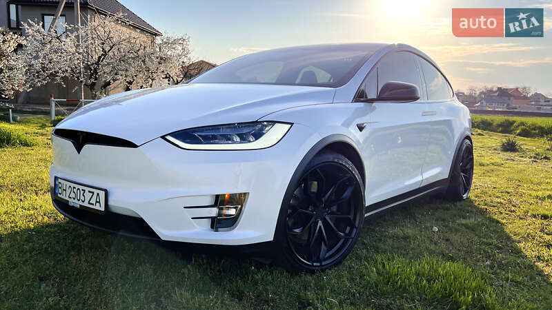 Внедорожник / Кроссовер Tesla Model X 2018 в Одессе фото 14 Внедорожник / Кроссовер Tesla Model X 2018 в Одессе