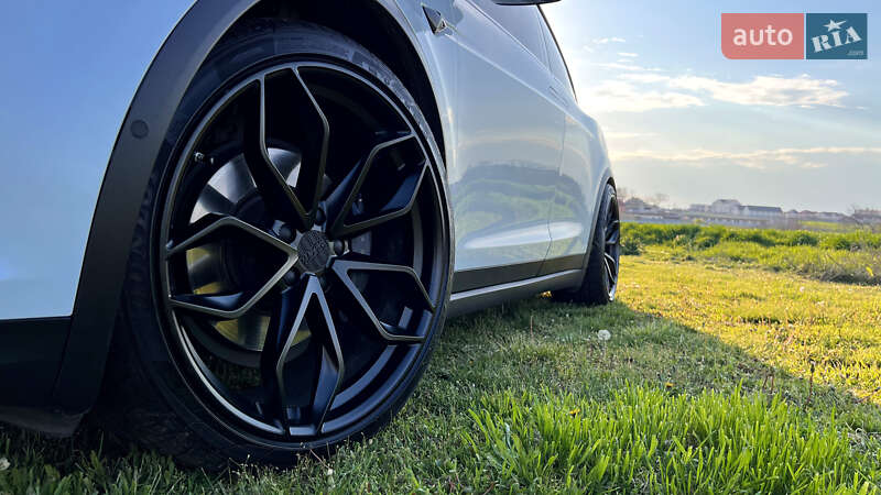 Внедорожник / Кроссовер Tesla Model X 2018 в Одессе фото 15 Внедорожник / Кроссовер Tesla Model X 2018 в Одессе