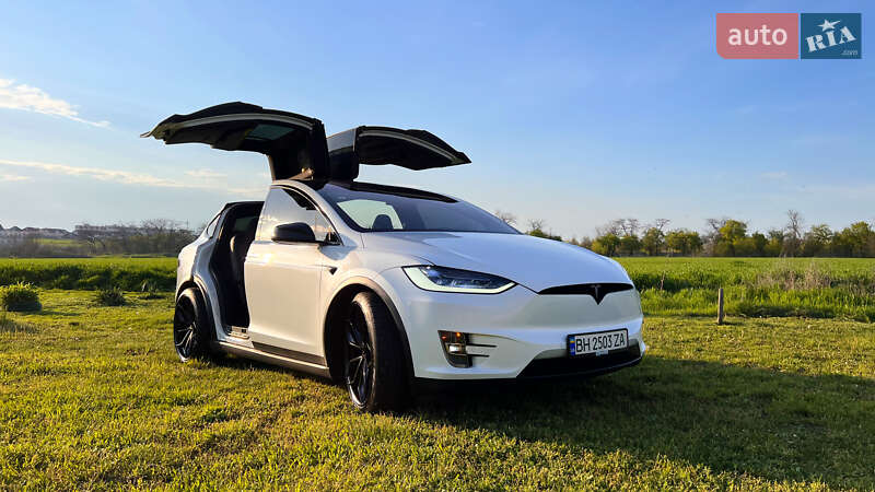 Внедорожник / Кроссовер Tesla Model X 2018 в Одессе фото 22 Внедорожник / Кроссовер Tesla Model X 2018 в Одессе
