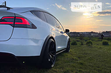 Позашляховик / Кросовер Tesla Model X 2018 в Одесі