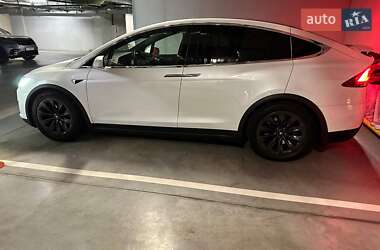 Внедорожник / Кроссовер Tesla Model X 2020 в 