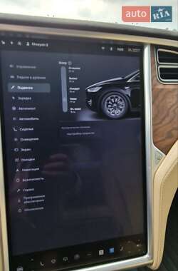 Внедорожник / Кроссовер Tesla Model X 2017 в 