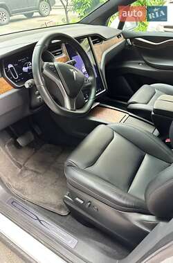 Внедорожник / Кроссовер Tesla Model X 2020 в 