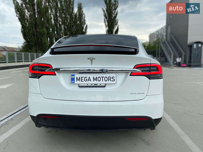 Внедорожник / Кроссовер Tesla Model X 2020 в Киеве